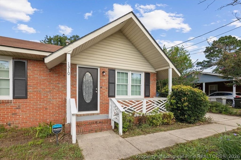1310 Camelot Drive, Fayetteville, NC 28304 — photo 2