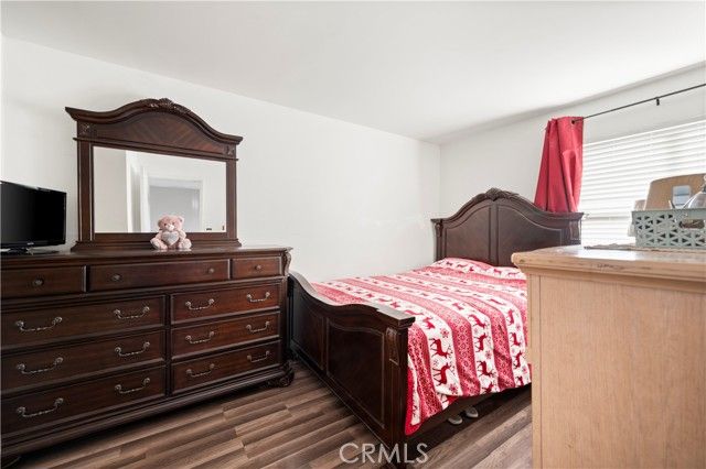 21800 Schoenborn Street 215, Canoga Park (los Angeles), CA 91304