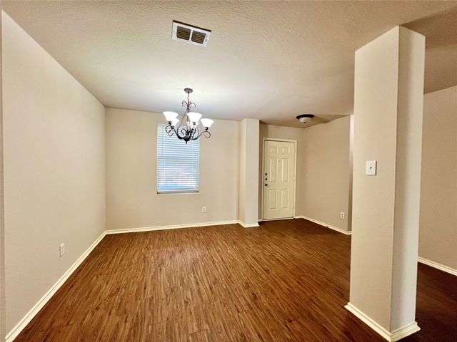 2804 Cameron Way, Mesquite, TX 75181