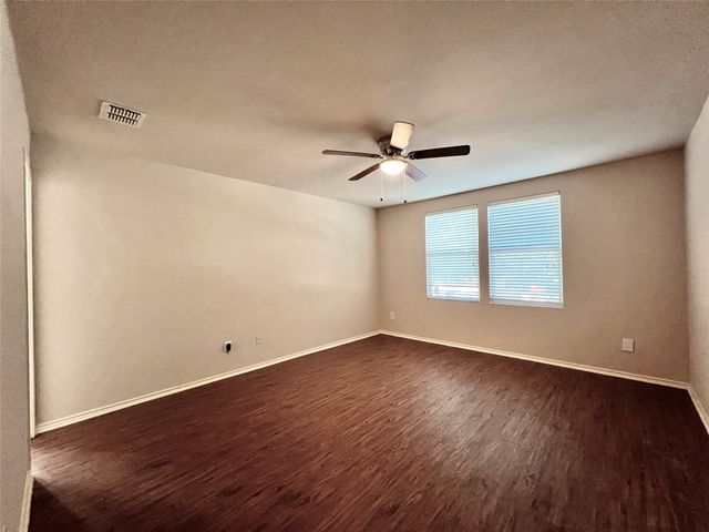 2804 Cameron Way, Mesquite, TX 75181