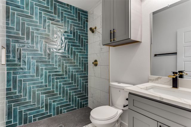 1329 Arizona Avenue, Fort Worth, TX 76104