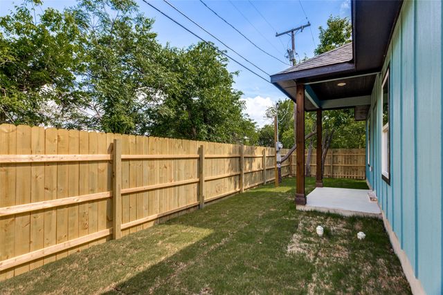 1329 Arizona Avenue, Fort Worth, TX 76104