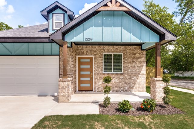 1329 Arizona Avenue, Fort Worth, TX 76104