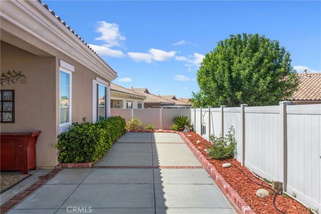 2315 Wailea Beach, Banning, CA 92220