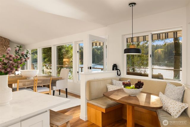6518 NE Monte Vista Drive, Bainbridge Island, WA 98110