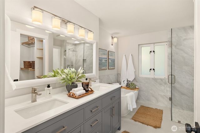 6518 NE Monte Vista Drive, Bainbridge Island, WA 98110