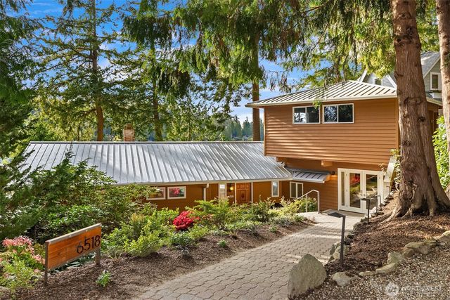 6518 NE Monte Vista Drive, Bainbridge Island, WA 98110