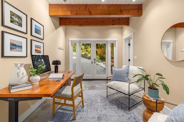 6518 NE Monte Vista Drive, Bainbridge Island, WA 98110
