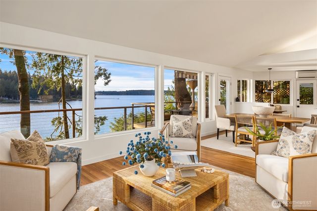 6518 NE Monte Vista Drive, Bainbridge Island, WA 98110