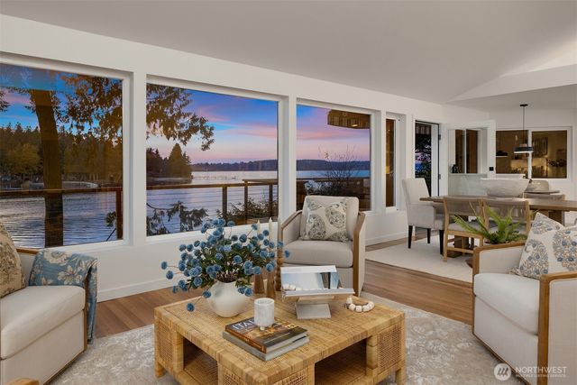 6518 NE Monte Vista Drive, Bainbridge Island, WA 98110