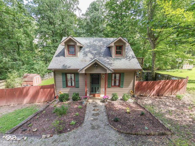 8879 S Slevins Drive, Nineveh, IN 46164