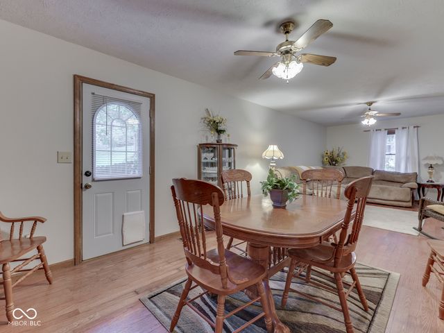 8879 S Slevins Drive, Nineveh, IN 46164