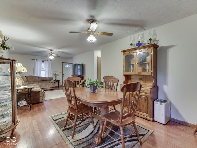 8879 S Slevins Drive, Nineveh, IN 46164
