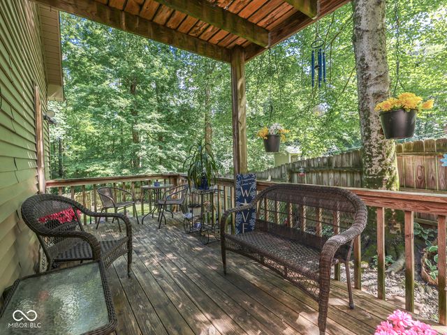 8879 S Slevins Drive, Nineveh, IN 46164