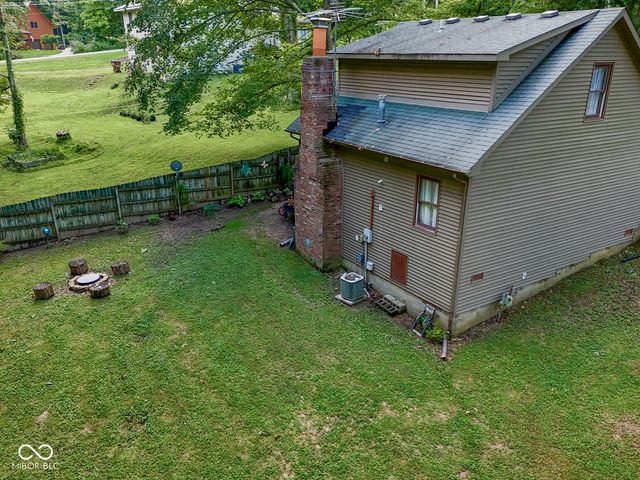 8879 S Slevins Drive, Nineveh, IN 46164