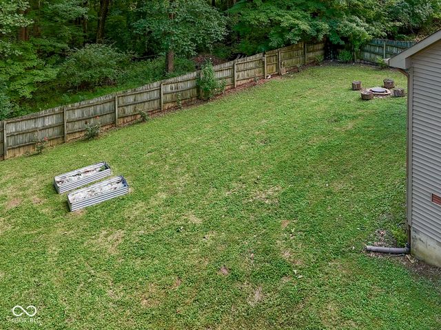 8879 S Slevins Drive, Nineveh, IN 46164