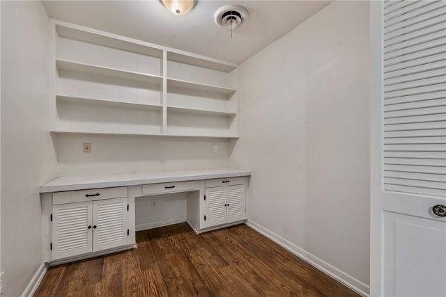 703 Lee Avenue, College Station, TX 77840
