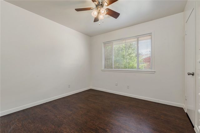 703 Lee Avenue, College Station, TX 77840