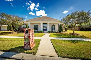 126 Oakdale Loop, Houma, LA 70360