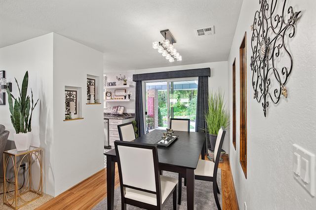 364 Genverna Glen, Grants Pass, OR 97527