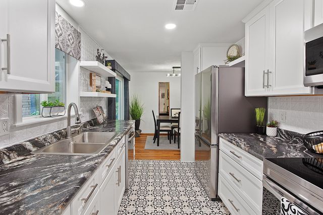 364 Genverna Glen, Grants Pass, OR 97527
