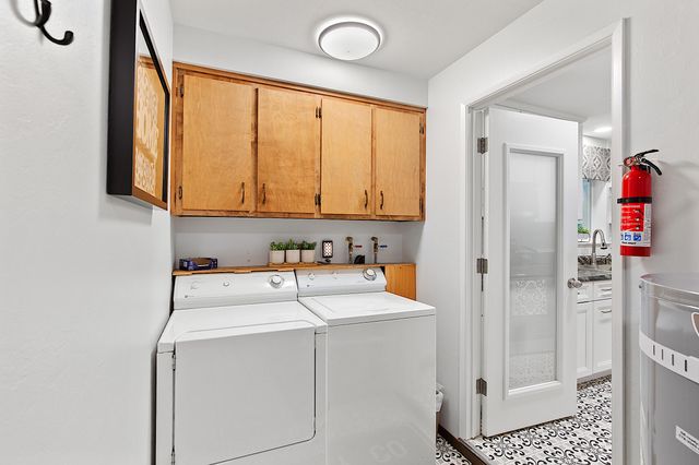 364 Genverna Glen, Grants Pass, OR 97527