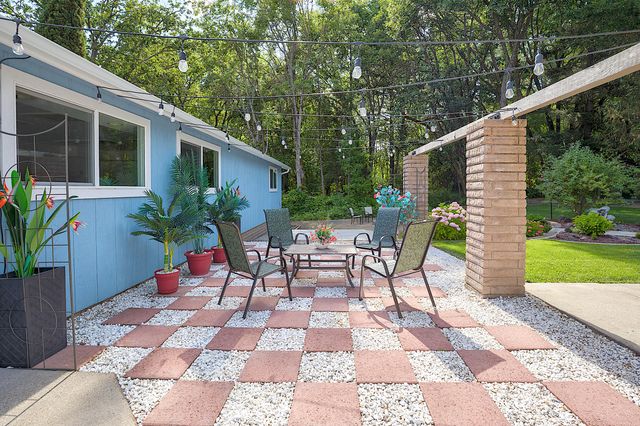 364 Genverna Glen, Grants Pass, OR 97527