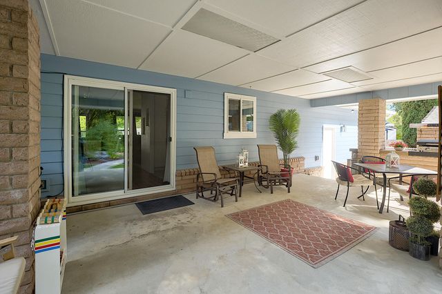 364 Genverna Glen, Grants Pass, OR 97527