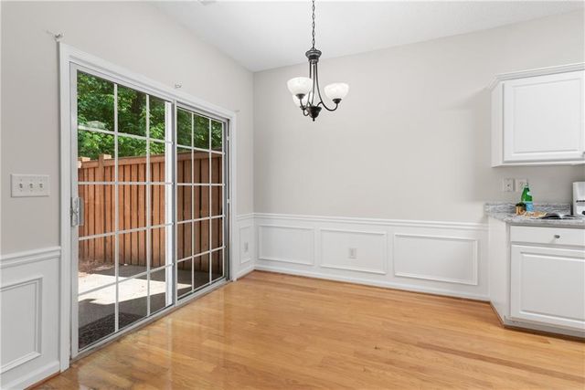 184 Regent Place, Woodstock, GA 30188