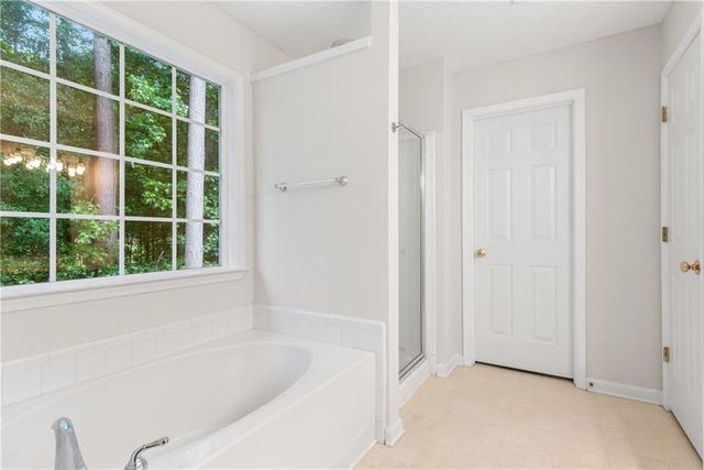 184 Regent Place, Woodstock, GA 30188