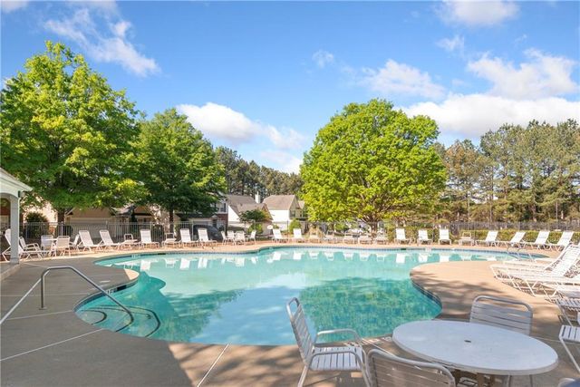 184 Regent Place, Woodstock, GA 30188