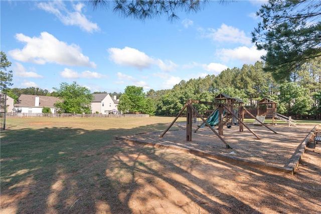 184 Regent Place, Woodstock, GA 30188