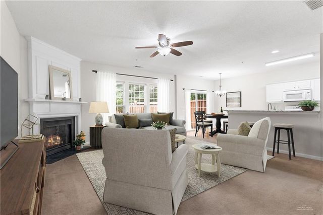 184 Regent Place, Woodstock, GA 30188