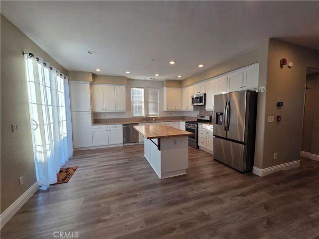 20329 Red Poppy, Riverside, CA 92508