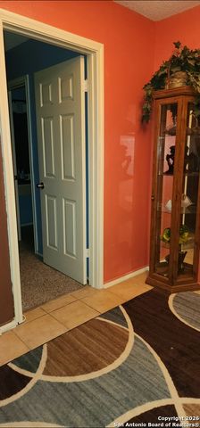 7042 Congressional, San Antonio, TX 78244