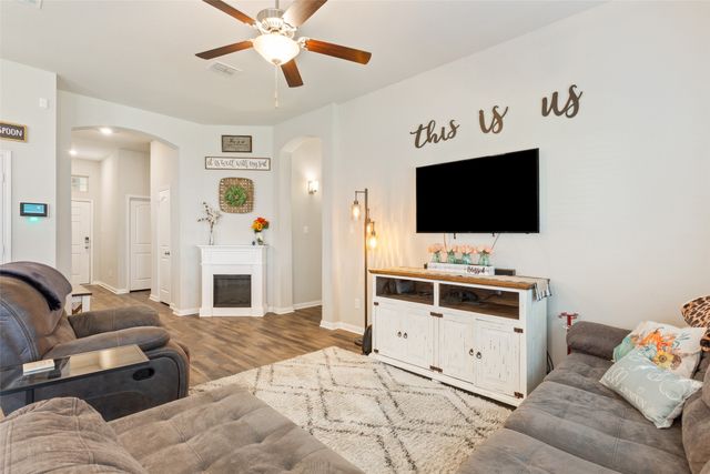 10204 Driskill Drive, Waco, TX 76708