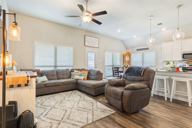 10204 Driskill Drive, Waco, TX 76708