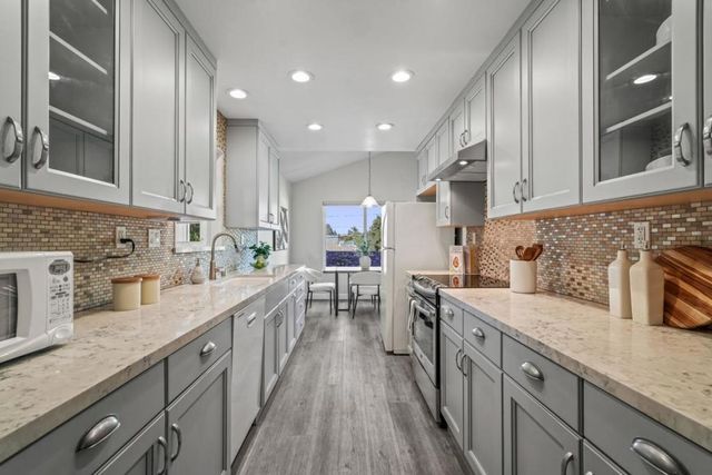 Morse Avenue, Sunnyvale, CA 94085