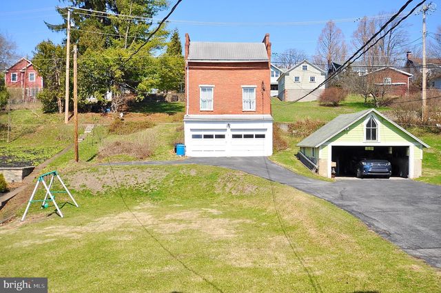 325 E LINN ST, Bellefonte, PA 16823