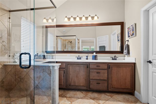 116 Cimmaron Court, Alvarado, TX 76009