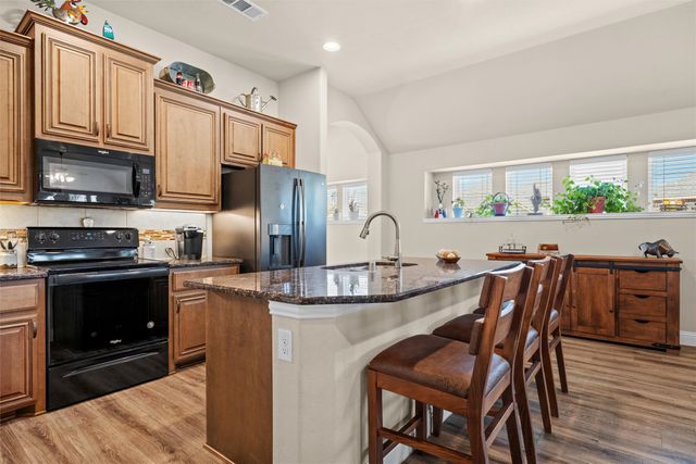 116 Cimmaron Court, Alvarado, TX 76009