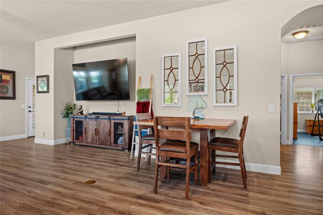 116 Cimmaron Court, Alvarado, TX 76009
