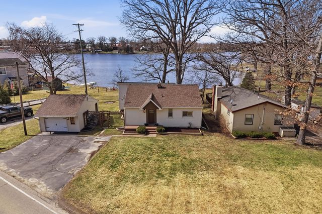 1700 S Hughes Road, Genoa Twp, MI 48114