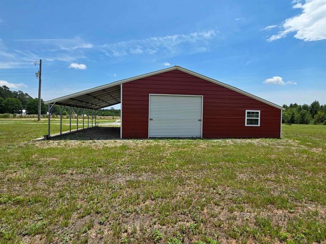 6397 Norton Rd., Green Sea, SC 29545
