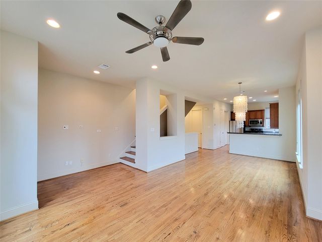 1602 White Street, Houston, TX 77007
