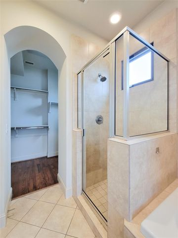 1602 White Street, Houston, TX 77007