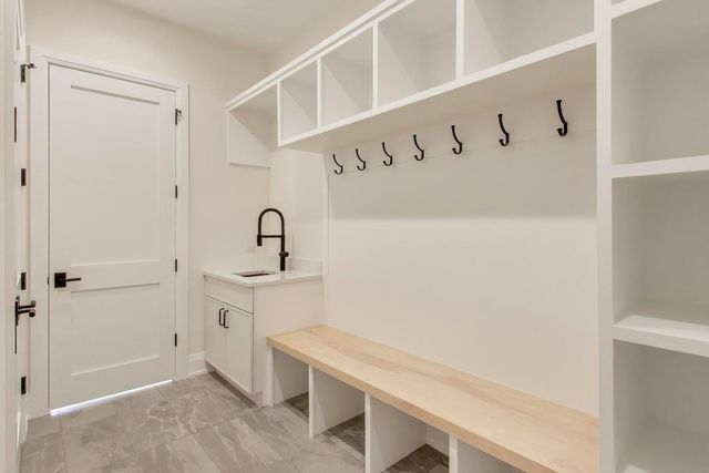 2938 Indianwood Road, Wilmette, IL 60091