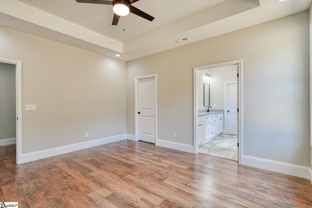 82 Old Schoolhouse Road, Spartanburg, SC 29307