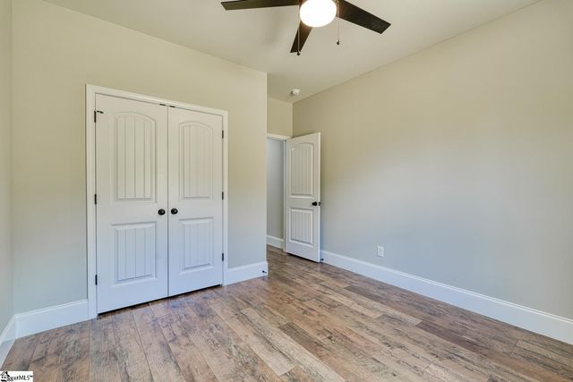 82 Old Schoolhouse Road, Spartanburg, SC 29307