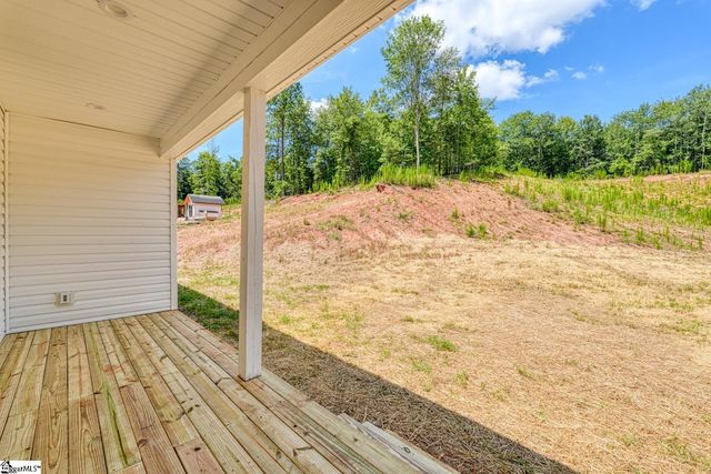 82 Old Schoolhouse Road, Spartanburg, SC 29307